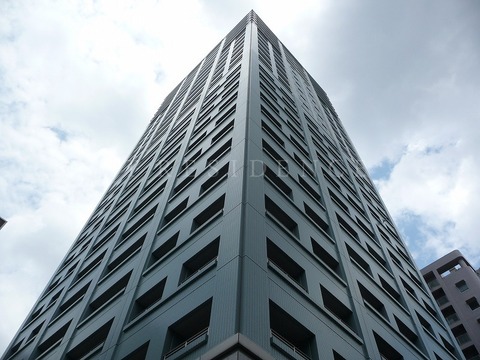 ルネ新宿御苑タワー