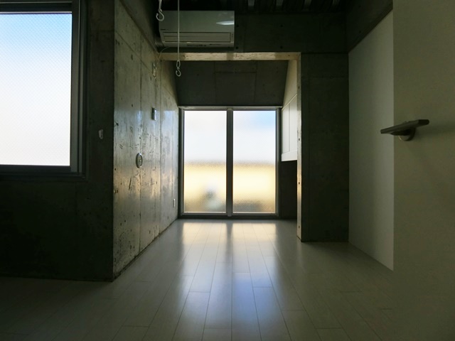 無機質なデザインが最高 リノベ百貨店 デザイナーズ賃貸 リノベーション賃貸物件 おしゃれ物件専門サイト