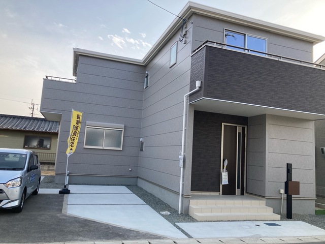 リーブルガーデン南区八分字町第四の画像