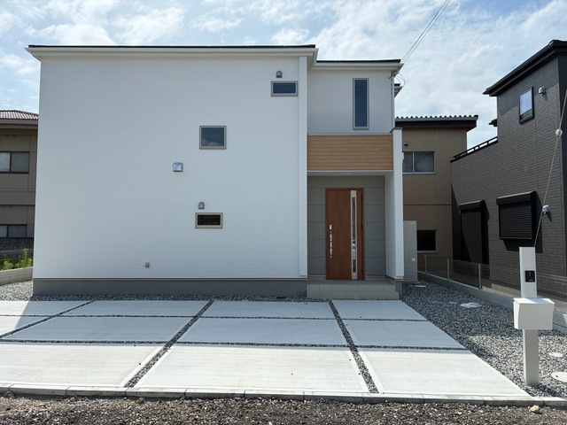 兵庫県加東市北野227