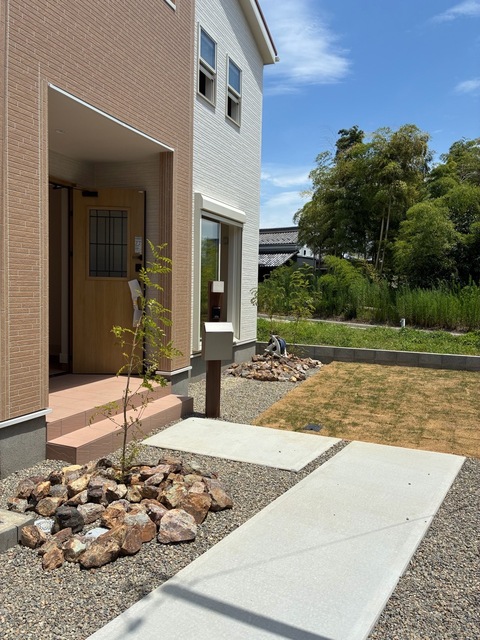 岐阜県各務原市那加 前野町１丁目107-1