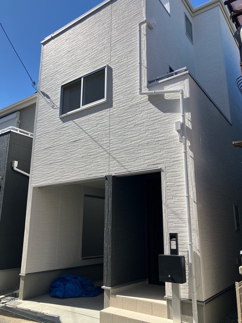 大阪府寝屋川市萱島 南町13-10