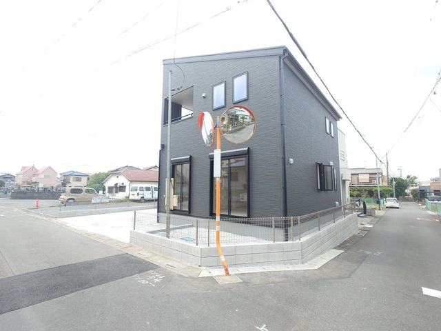 埼玉県入間市鍵山２丁目1-8
