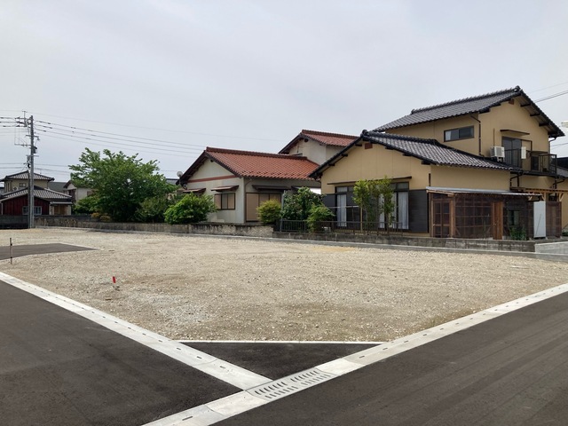 福岡県飯塚市椿字ショヲブノ下203-20(地番)