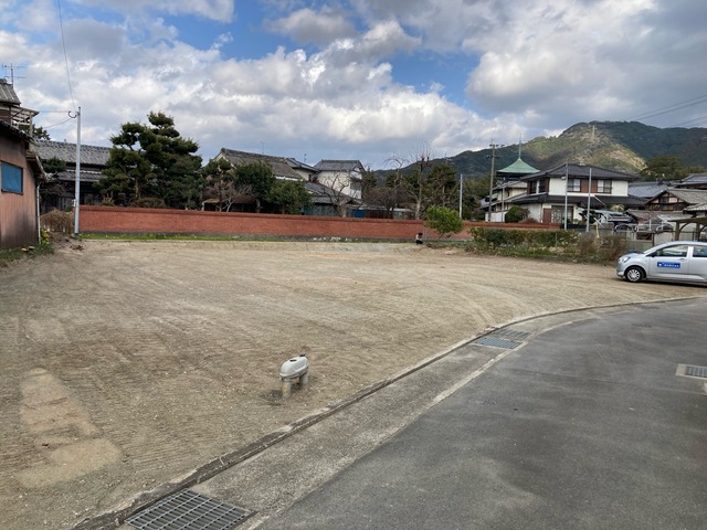 福岡県糟屋郡須惠町大字須惠字巡り原676番1の一部ほか（地番）