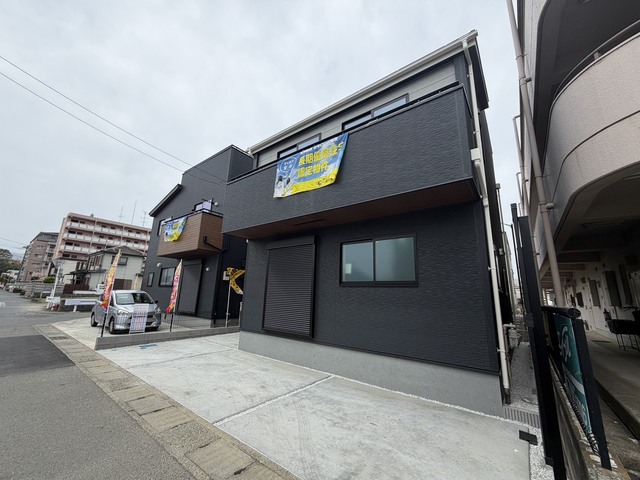 神奈川県厚木市水引２丁目11-16