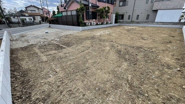 埼玉県さいたま市岩槻区大字小溝字本768-1（地番）