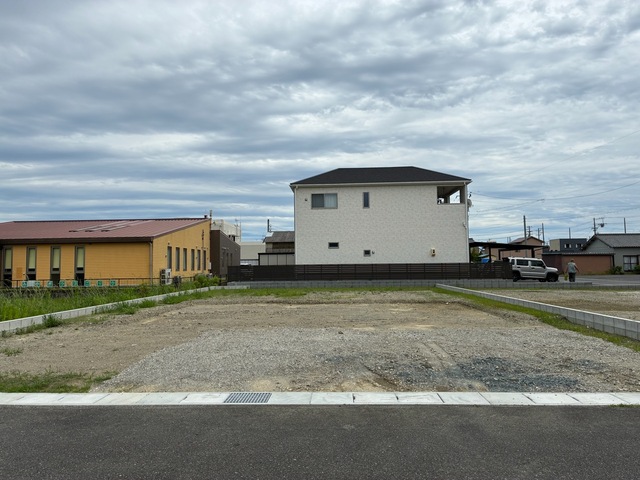 静岡県菊川市下平川字?中1831-6（地番）