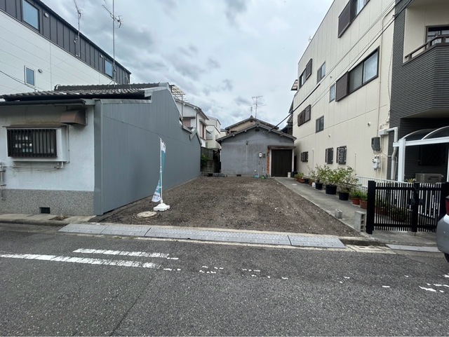 大阪府堺市堺区六条通9-4（地番）