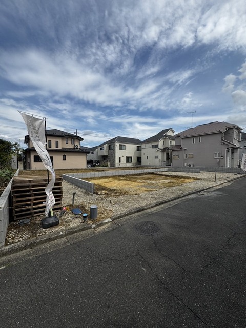 神奈川県横浜市緑区鴨居４丁目1207-8の一部ほか（地番）