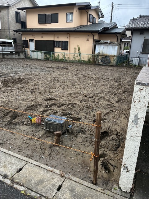 千葉県千葉市中央区仁戸名町109番15（地番）