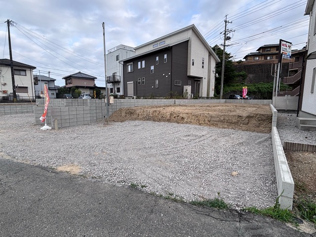 三重県四日市市東坂部町字東菖蒲谷377番12(地番)