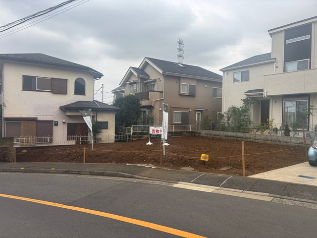 神奈川県横浜市青葉区榎が丘45番44（地番）