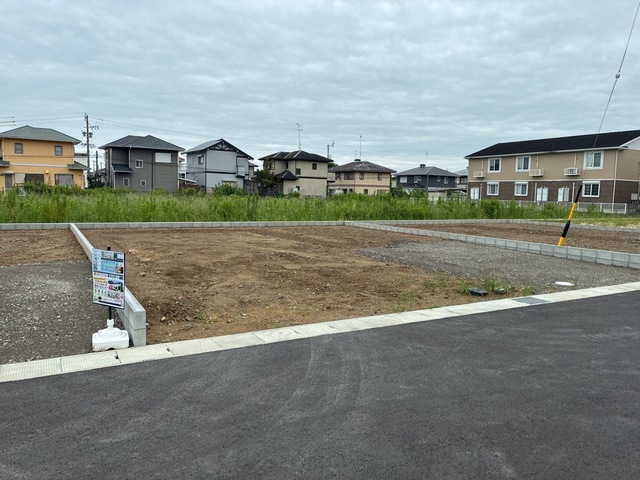 三重県津市藤方字柳ヶ坪1505番13(地番)
