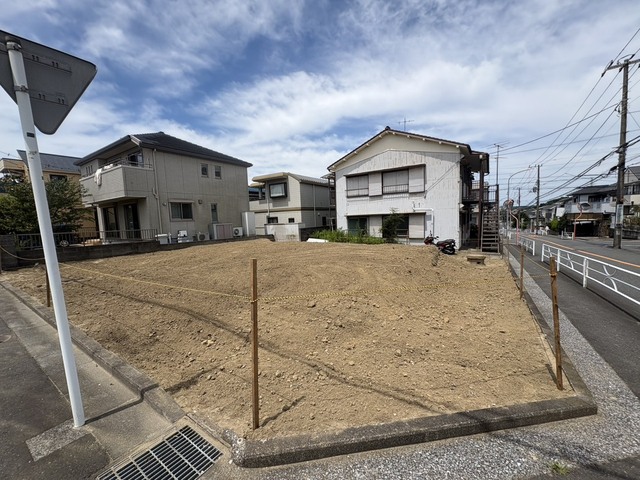 神奈川県横浜市磯子区杉田８丁目1938-49(地番)