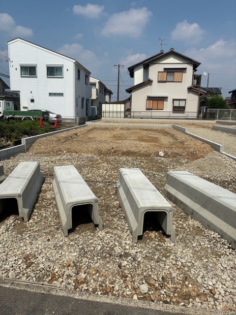 愛知県北名古屋市熊之庄屋形3303番の一部（地番）
