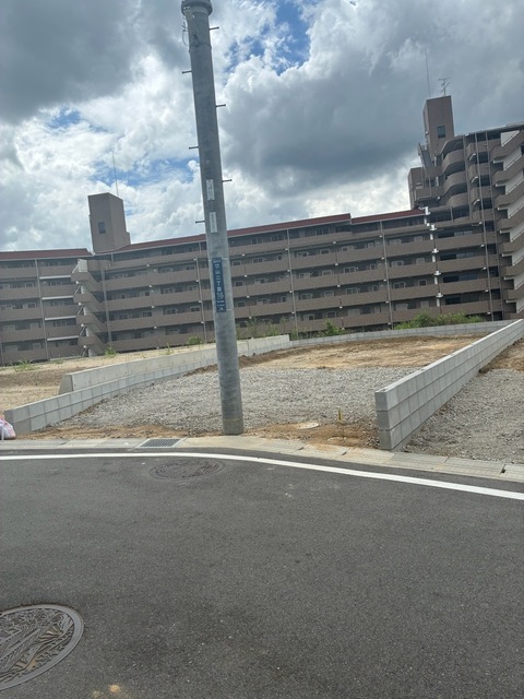 大阪府富田林市廿山2丁目2701番31ほか(地番)