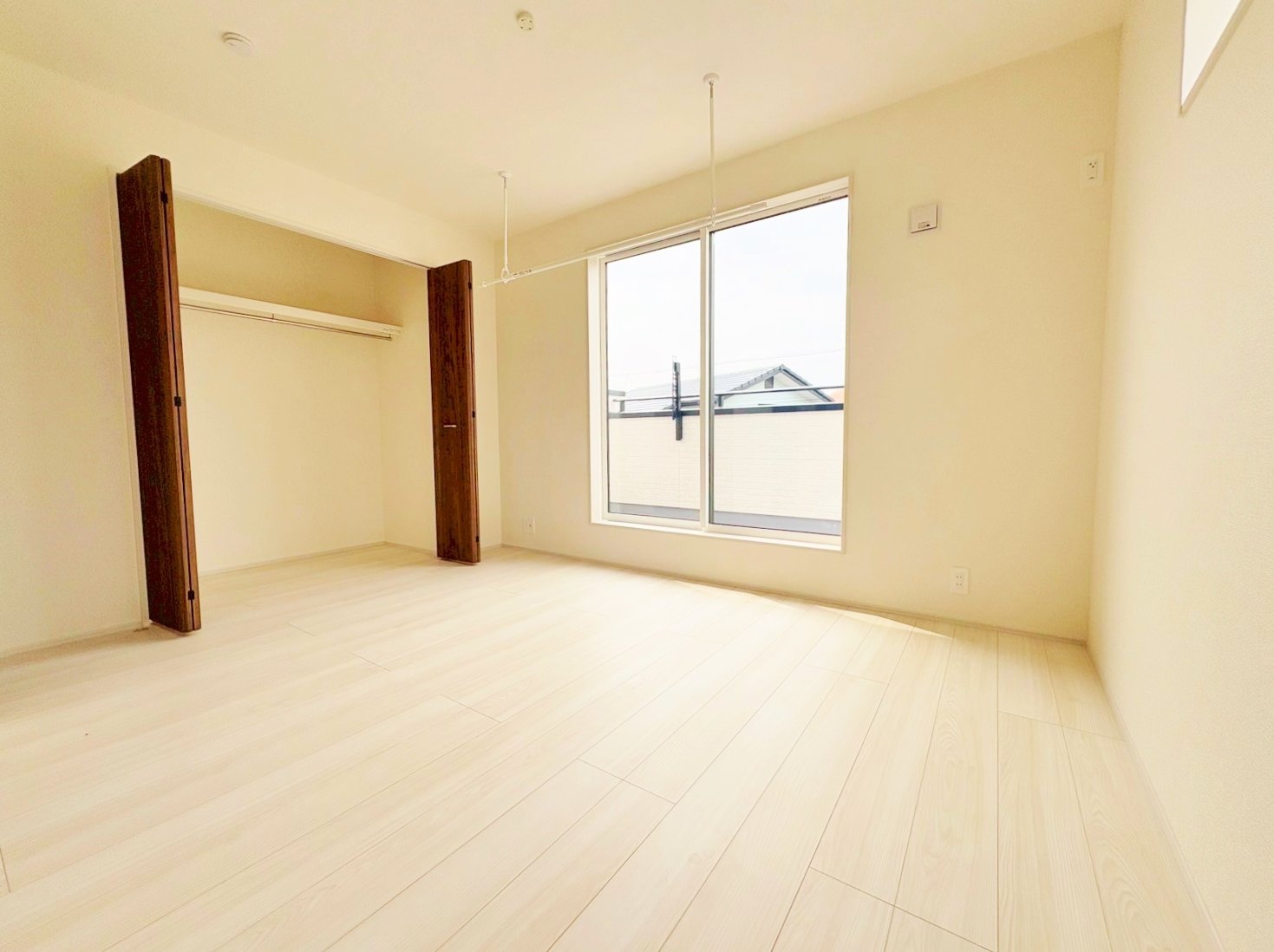 充実した生活は伸びやかな居室空間から始まります。