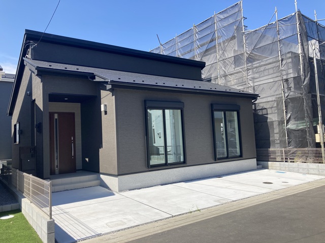 リナージュ草加市苗塚町　第１期