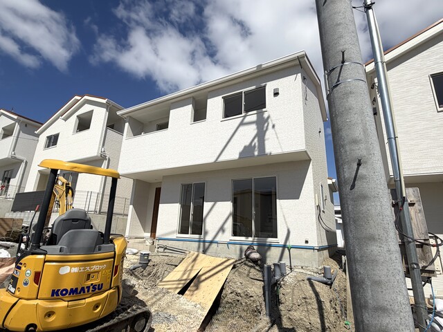 3号棟　外観写真のスライド画像