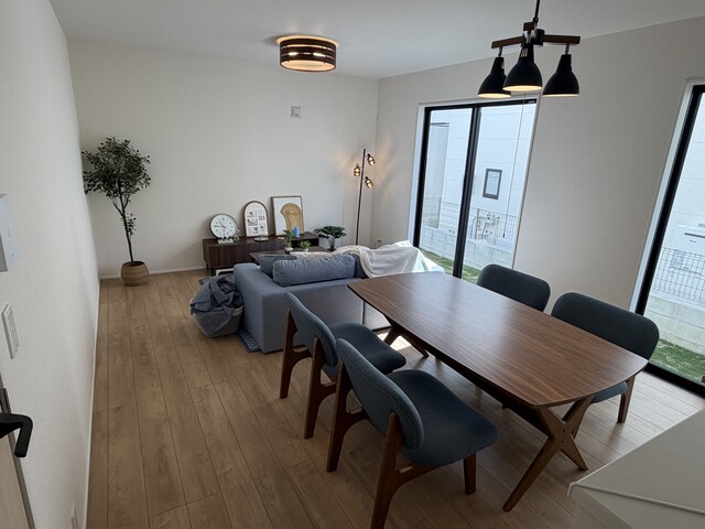 12号棟　内観写真のスライド画像