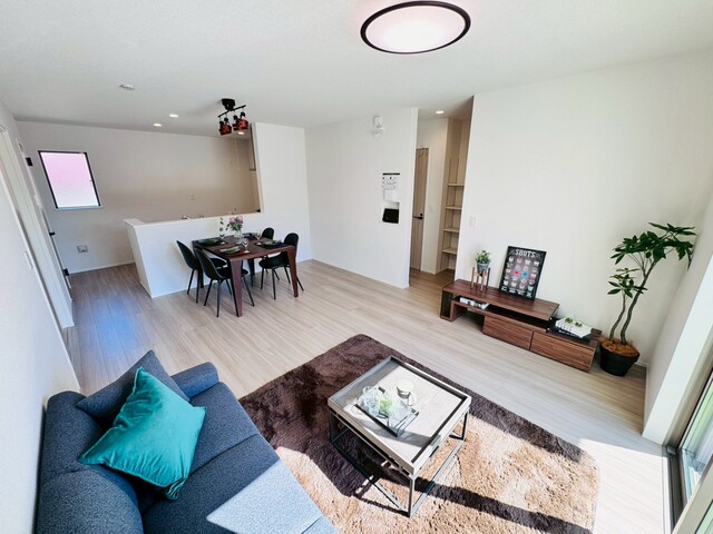 【1号棟】16.2帖のスライド画像