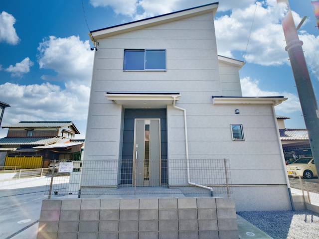 リナージュ春日井市桃山町２丁目０１期