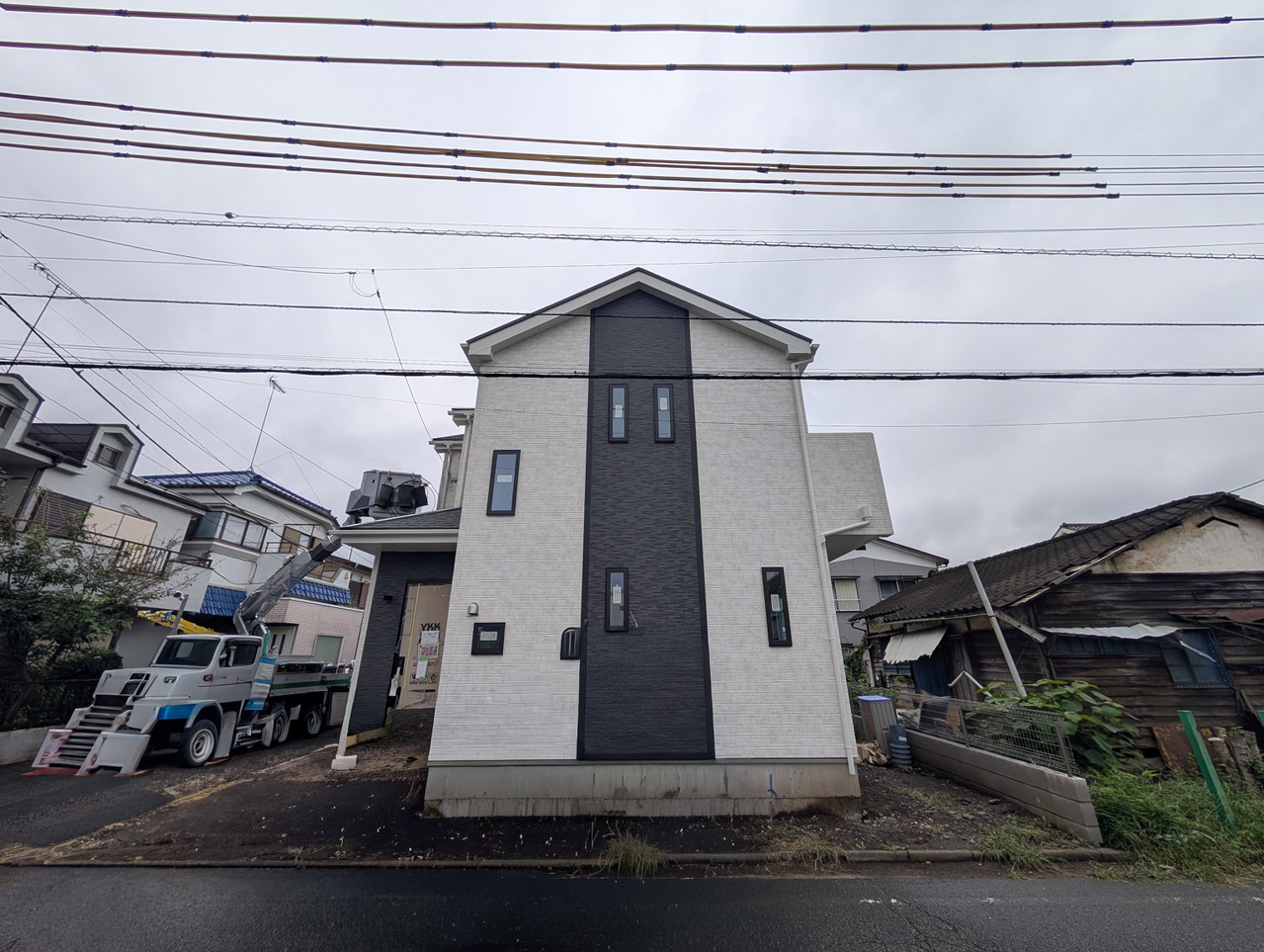 東京都立川市若葉町３丁目