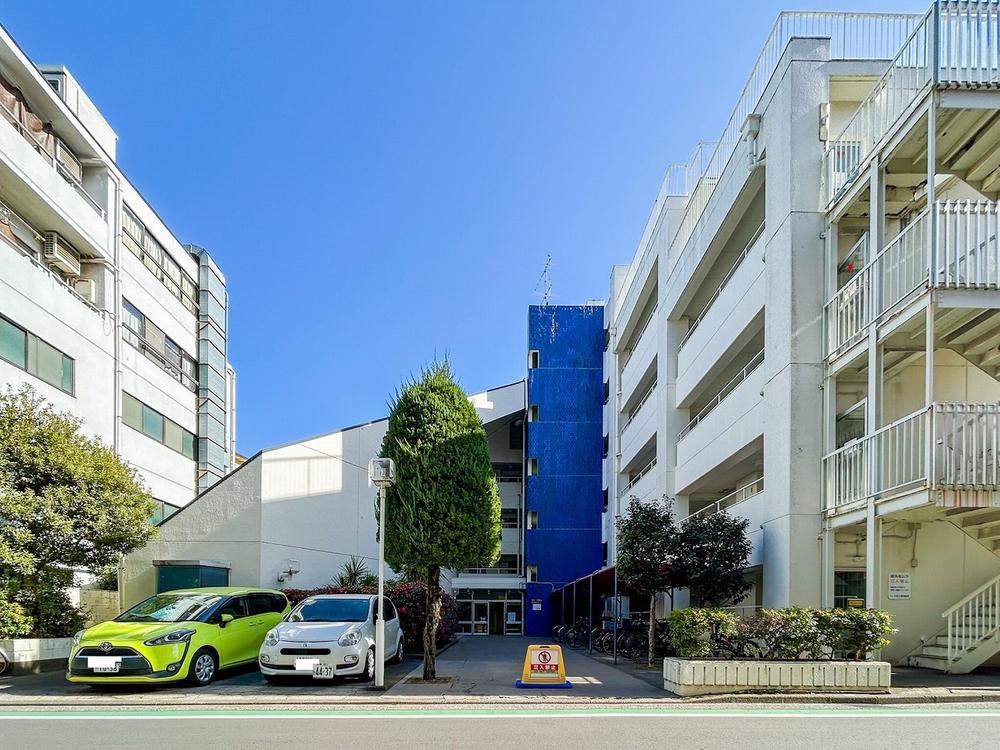 東京都狛江市和泉本町１丁目