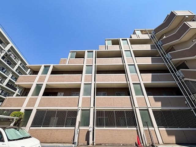 東京都狛江市西野川３丁目