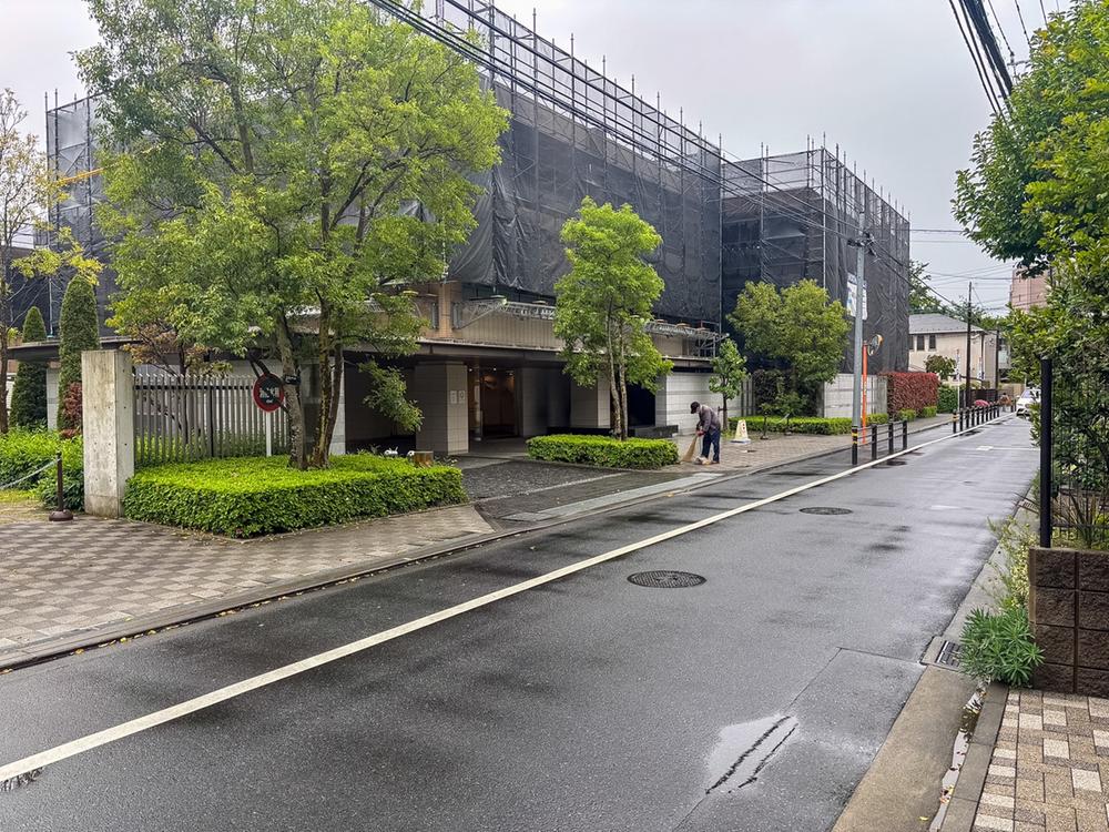 東京都武蔵野市御殿山２丁目