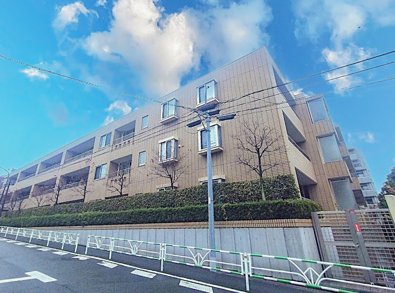 東京都渋谷区初台2丁目