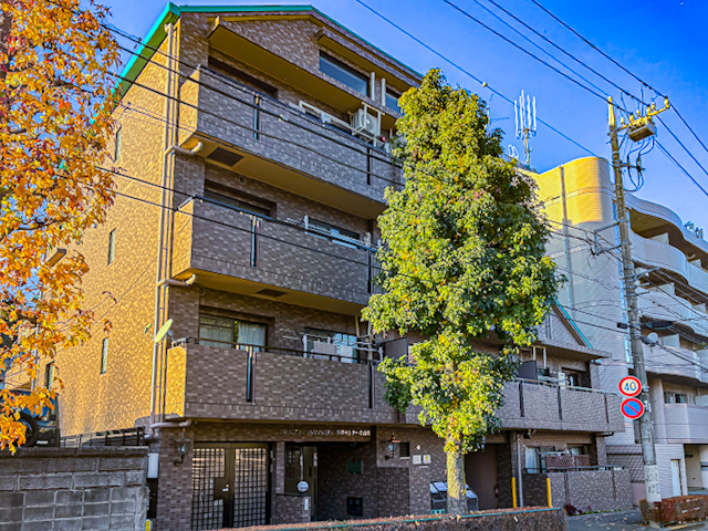 東京都多摩市中沢２丁目