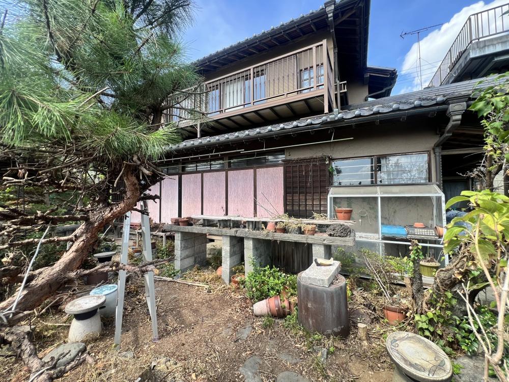 東京都武蔵村山市本町３丁目