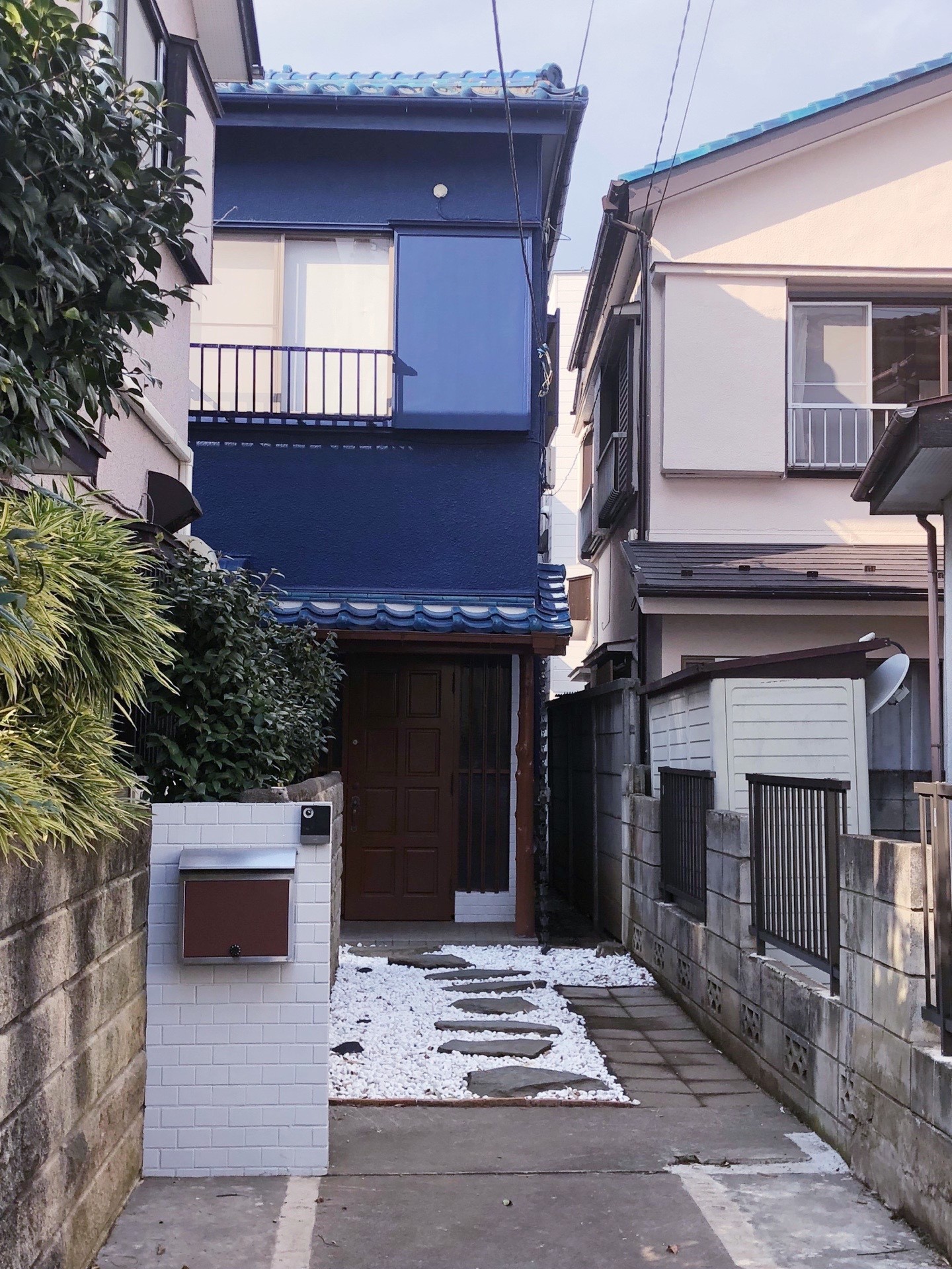 前面道路交通量も少なく環境良好です!!