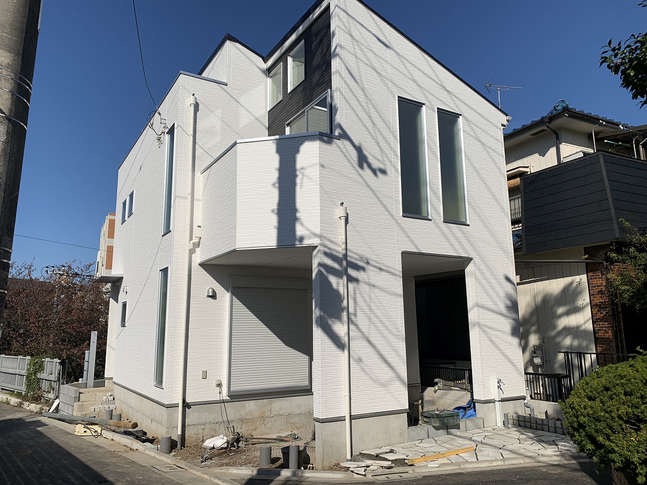 高台立地で陽当り・開放感◎建物完成いたしました!