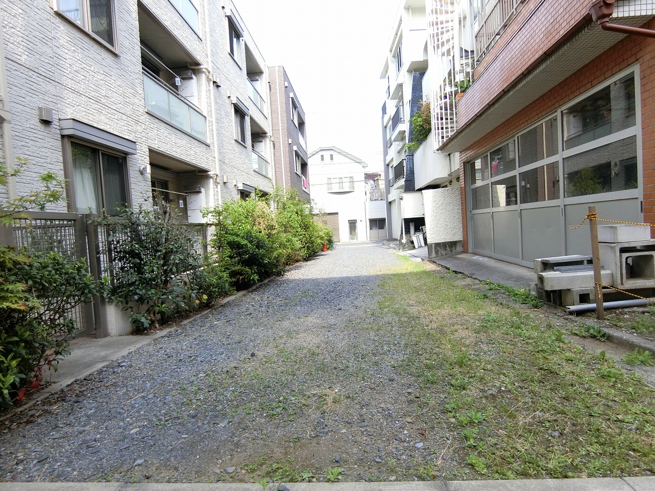 現地対象売地前 北側私道4m