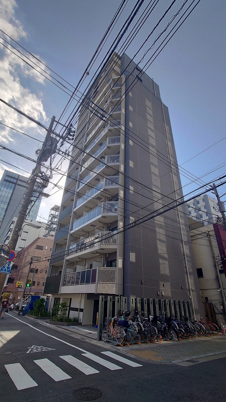 交通の集約地として活躍した歴史を誇る文化の街「上野」