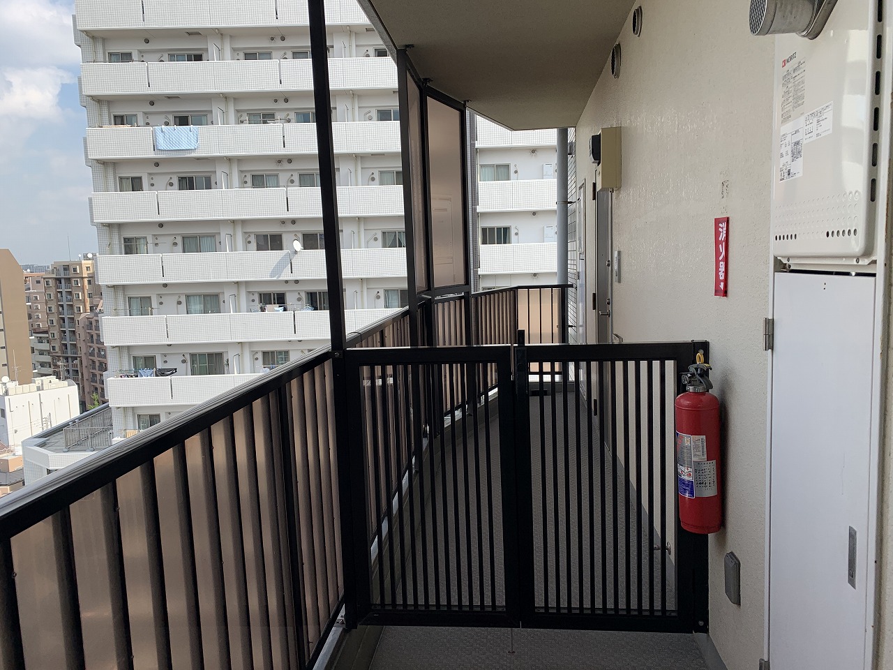 独立性の高い、玄関ポーチもございます