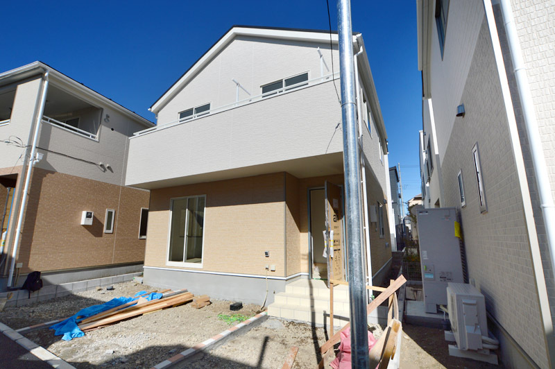 鵠沼駅徒歩5分 閑静な住宅街に安心の住宅性能の新築戸建て 南側にスペースあるので明るい間取り 藤沢市 片瀬５丁目 Ftba0059 の物件情報 新築一戸建てを探す 湘南 鎌倉の不動産情報は明治地所株式会社