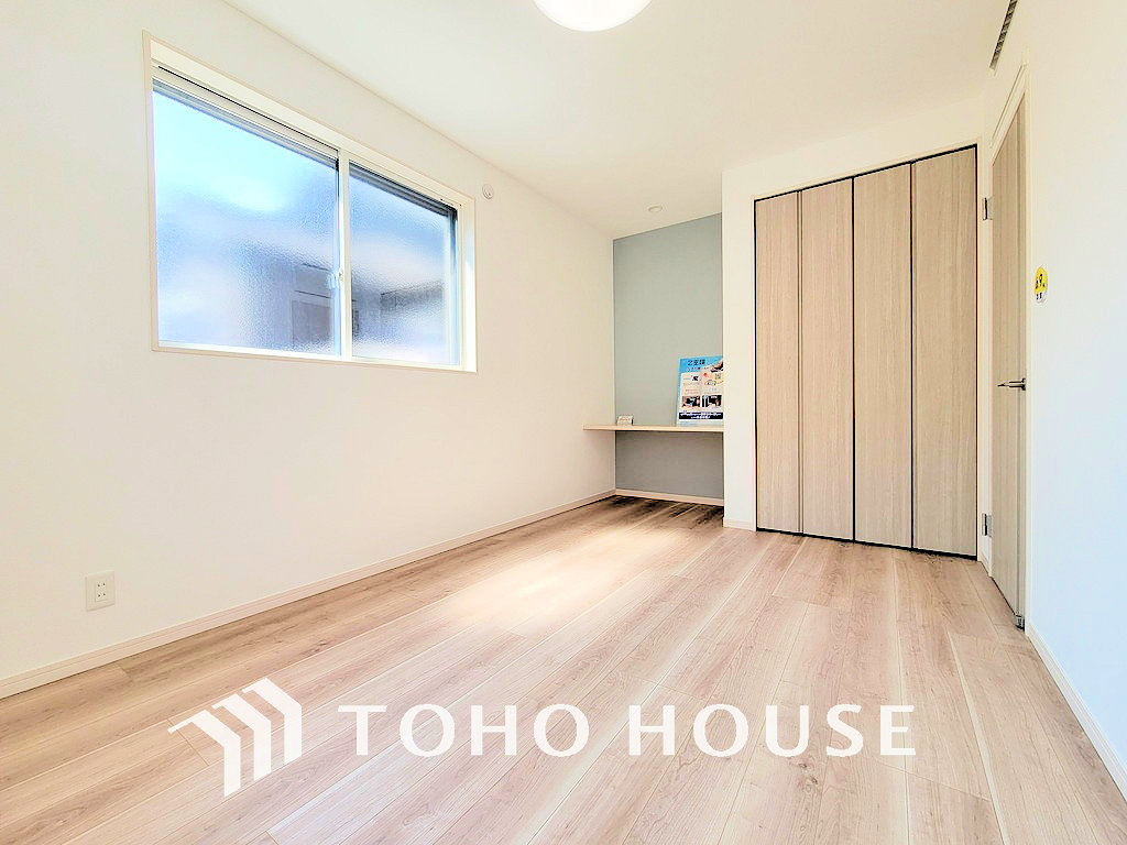 家具の配置のし易い室内です。趣味の部屋としても充分な広さです