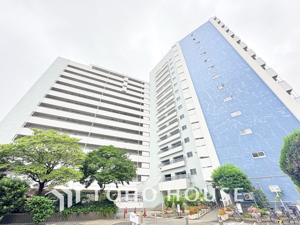 戸山ハイツ27号棟