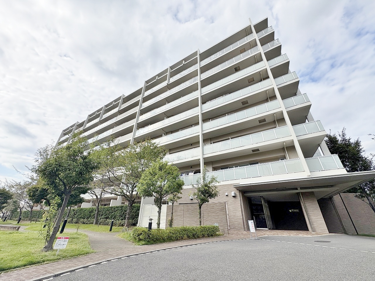 物件画像 Ｄ＇グラフォートレイクタウンＤ館