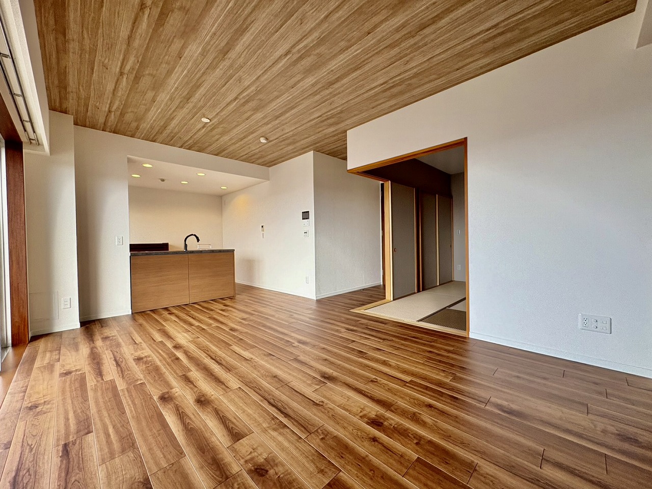 物件画像 Ｄ＇グラフォートレイクタウンＤ館