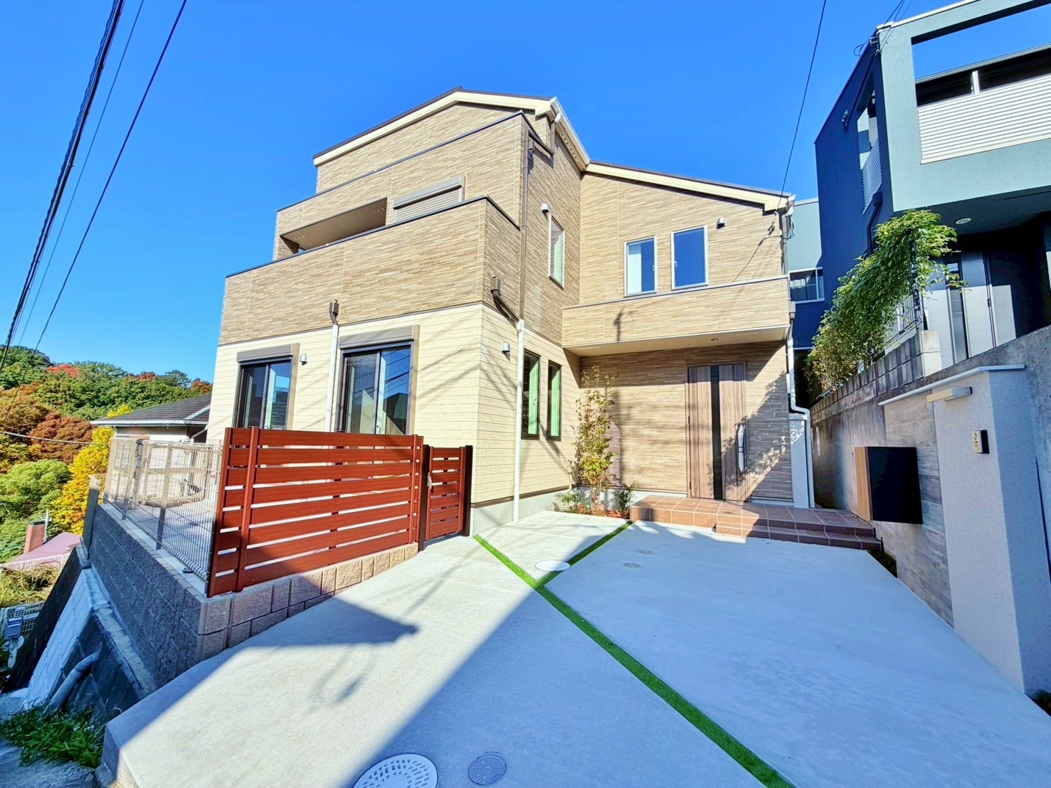 東京都町田市高ヶ坂２丁目