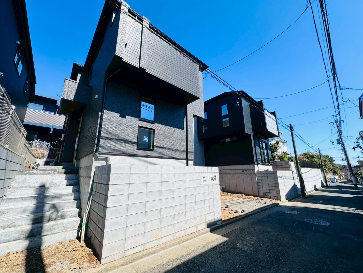 神奈川県川崎市麻生区多摩美１丁目