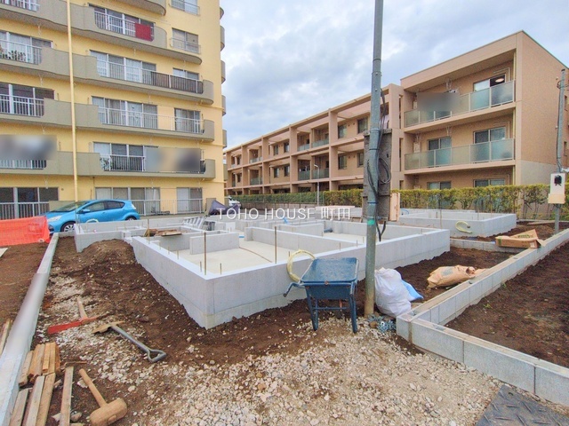 神奈川県厚木市妻田南１丁目