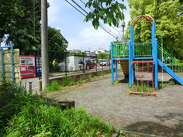 千年くすのき公園まで約550m