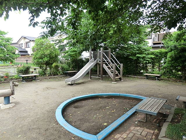 相南さくら公園　距離約450m