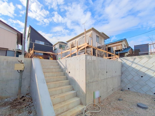 東京都町田市金井１丁目